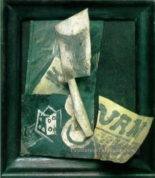 Verre et journal 1914 cubiste Pablo Picasso Peinture à l'huile